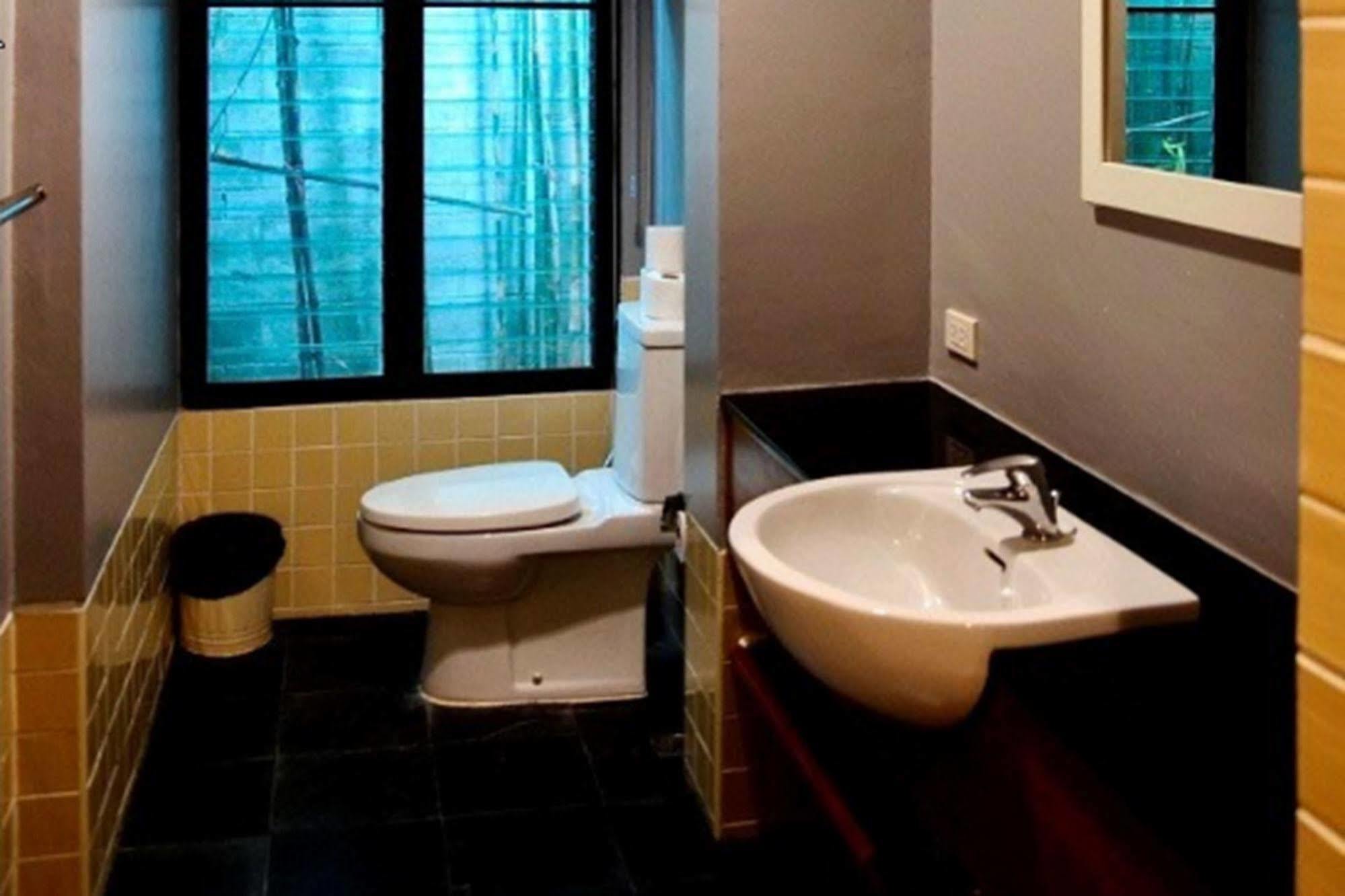 Hotel Oyo 1163 Eden Phuket